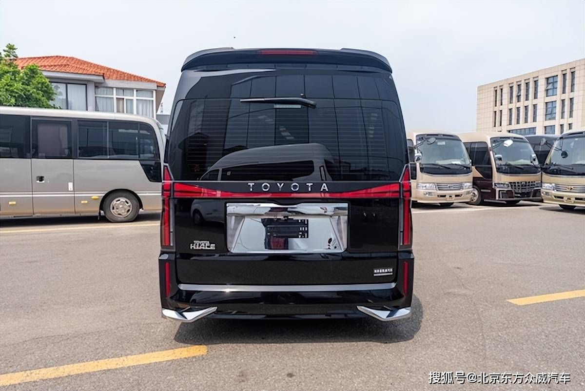 座铂金版航空座椅（42~85万现车）澳门新葡京网站北京丰田海狮专卖店 6(图3)